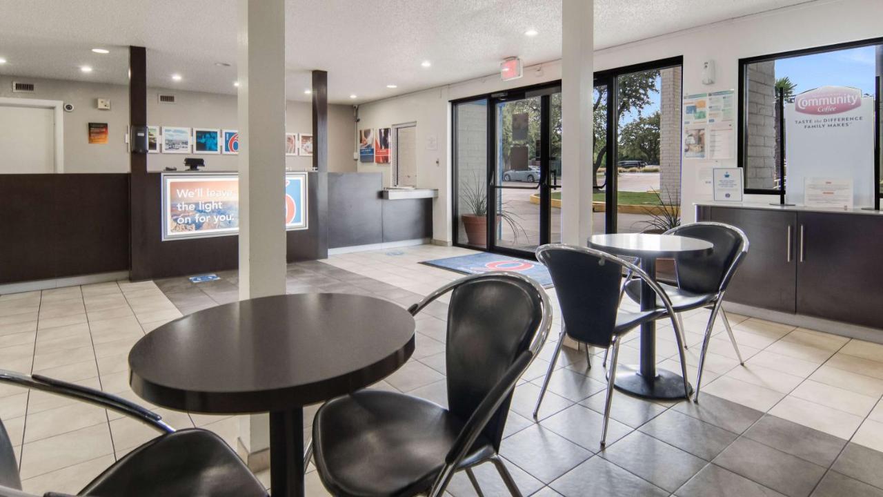 Motel 6-Addison, Tx - Dallas Exterior foto